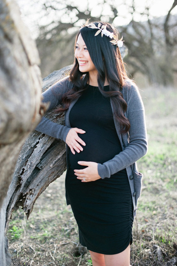 Rustic maternity photos by Cassie Green Photography | 100 Layer Cakelet