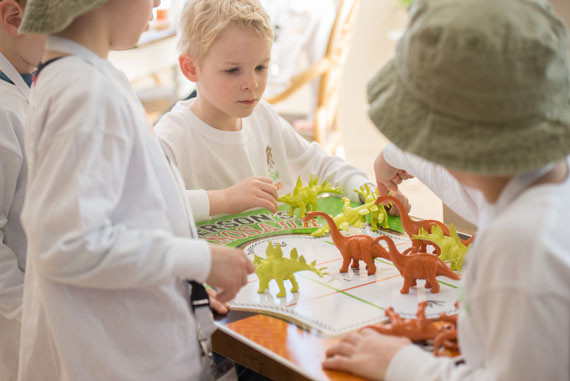 Dinosaur birthday party | Anders Ruff Design | 100 Layer Cakelet