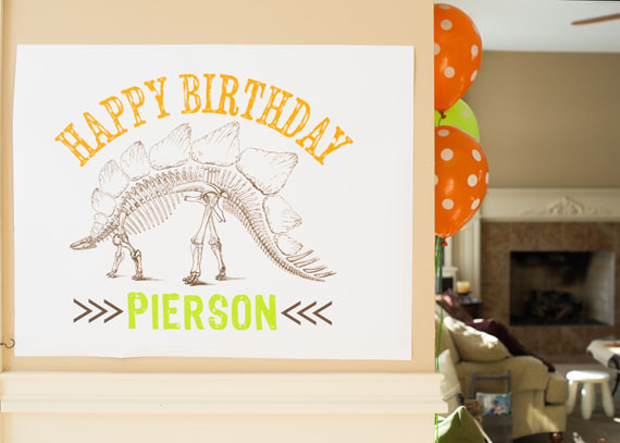 Dinosaur birthday party | Anders Ruff Design | 100 Layer Cakelet
