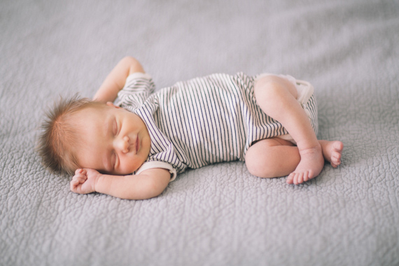 Newborn photos at home by Black and Hue Photography | 100 Layer Cakelet