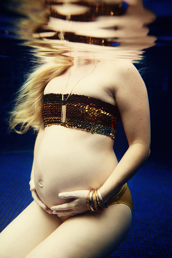 Underwater maternity photos by Ruth Anne Photography | 100 Layer Cakelet