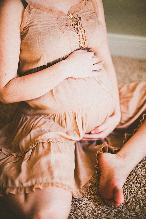 Arkansas maternity photos by Keely Yount | 100 Layer Cakelet
