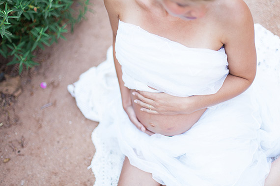Rustic Ventura maternity photos by Poiema Photography | 100 Layer Cakelet