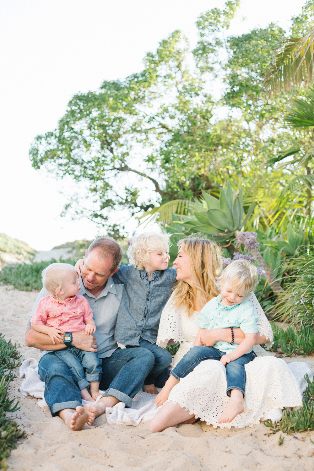 10 tips for your next family photo session with Alison Bernier